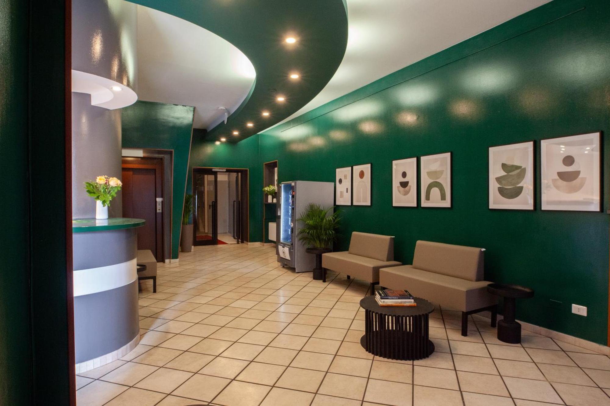 Rrrapido Hotel Сесто Сан Джовани Екстериор снимка