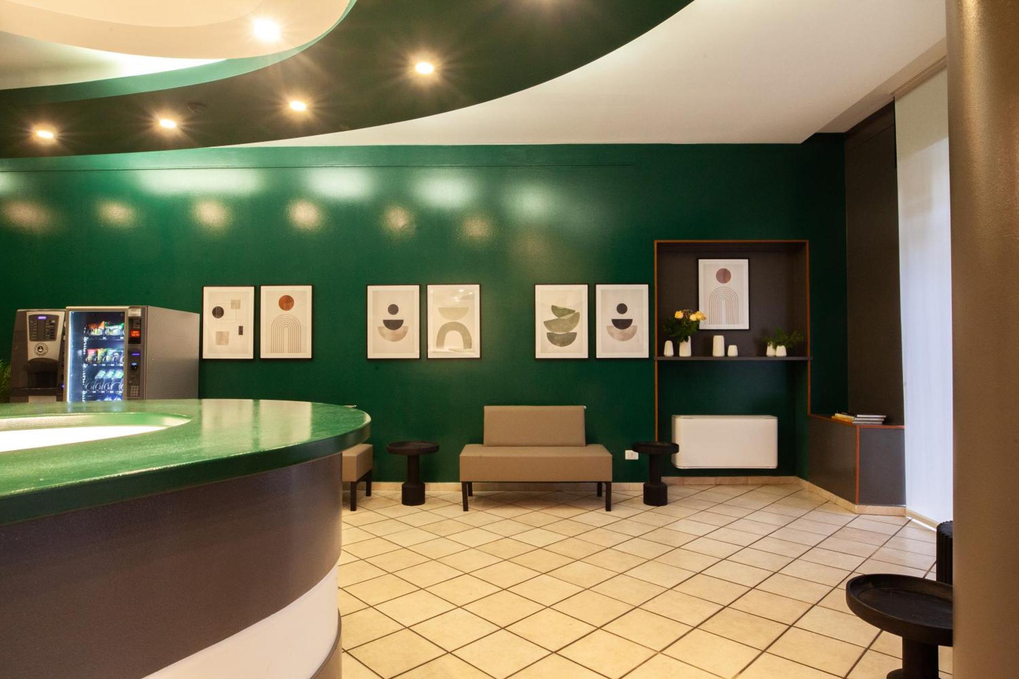 Rrrapido Hotel Сесто Сан Джовани Екстериор снимка