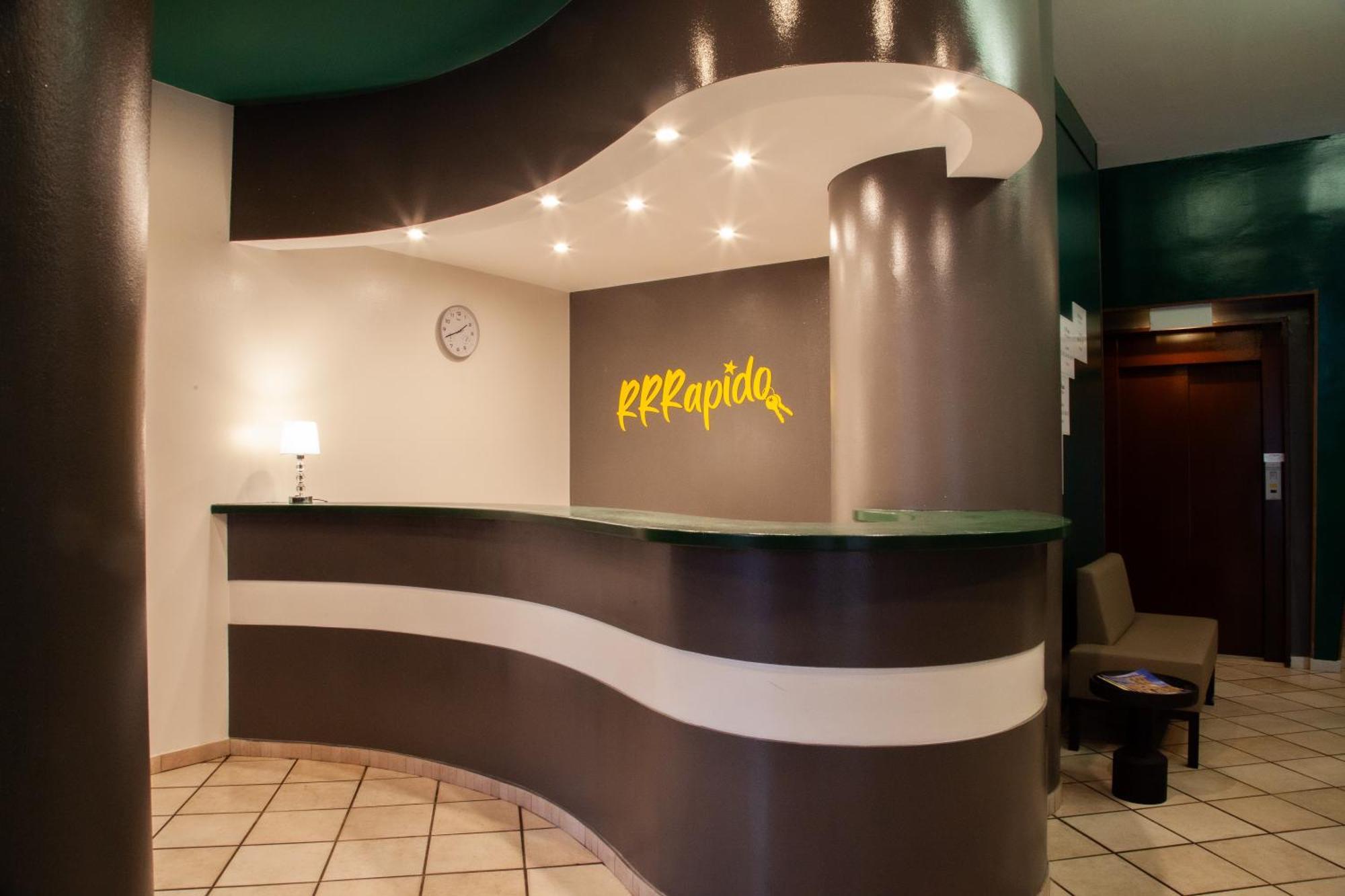 Rrrapido Hotel Сесто Сан Джовани Екстериор снимка